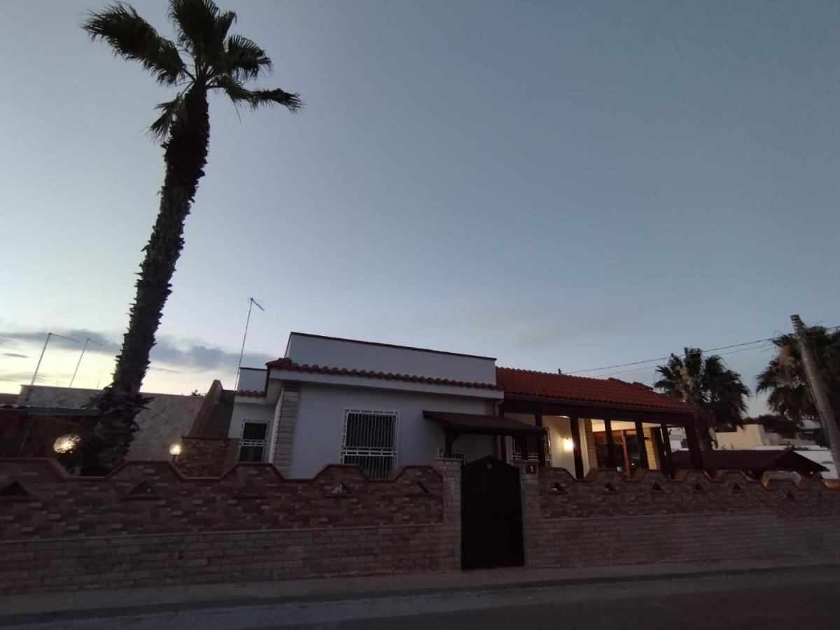 Villa Ammare Marina di Lizzano Eksteriør billede